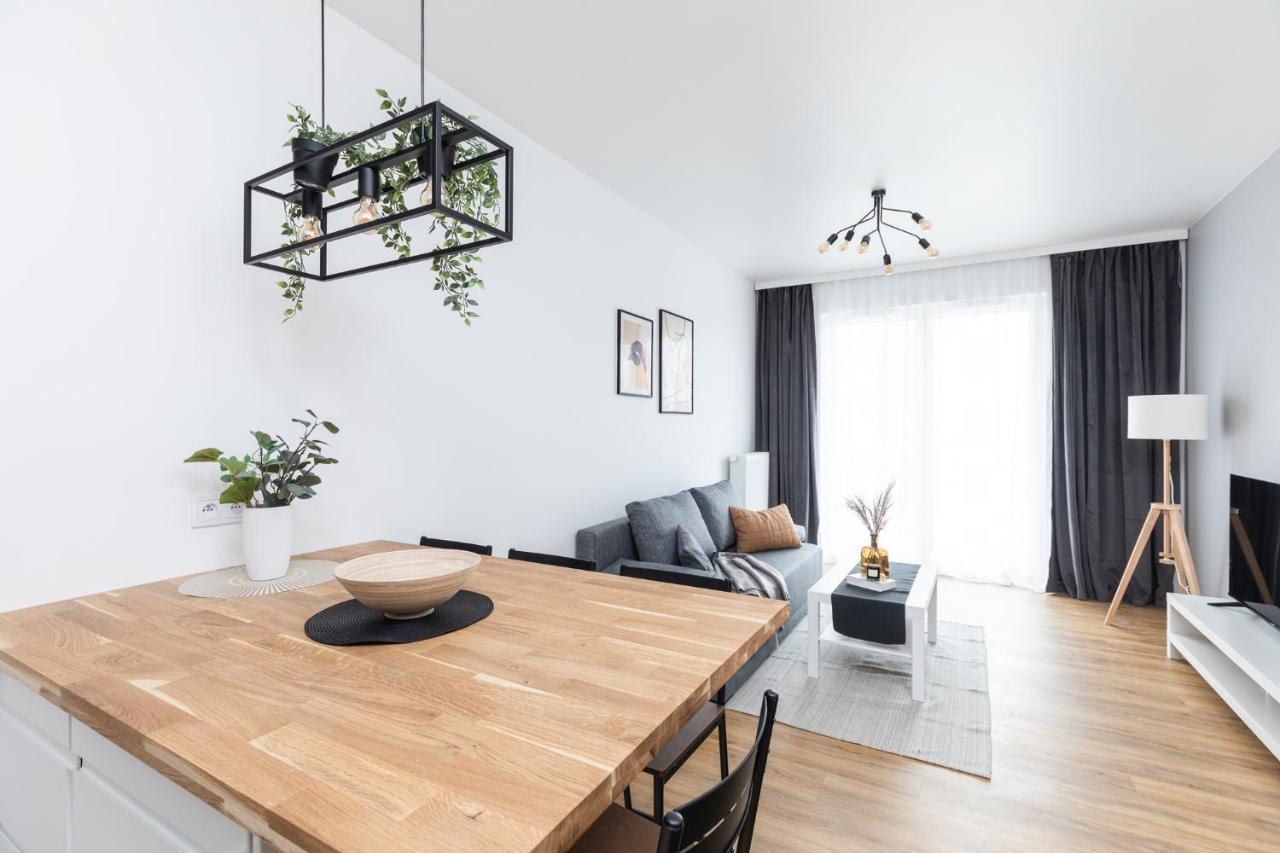 Superapart Stanislawa 1A Warsaw Exterior photo